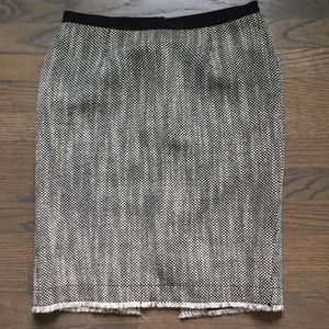 Black and white Limited pencil skirt